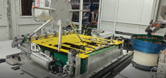 Derniers blogs de l'entreprise sur Insertion automatisée de clips pour panneaux de porte automobiles