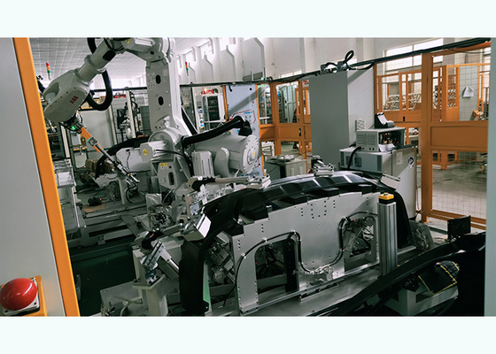 acheter Machine ultrasonique de poinçon et de soudure de robot flexible pour le pare-chocs en plastique de voiture online manufacture