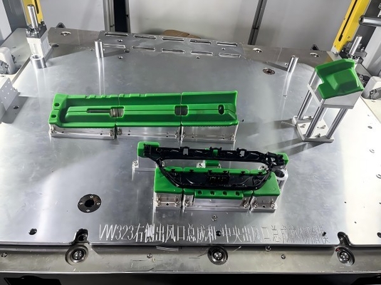 Équipement de soudage à rivets chauds 220V pour pièces en plastique à la sortie d'air du véhicule