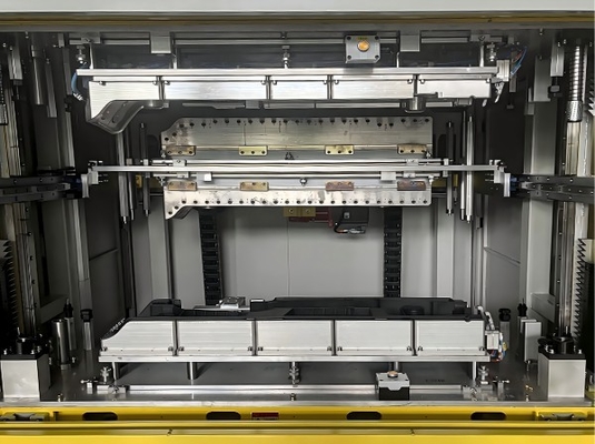 380V Servo Plaque chaude soude machine automatique en plastique pour le tuyau d'admission du camion